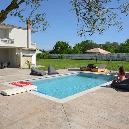 Erdilna Villa