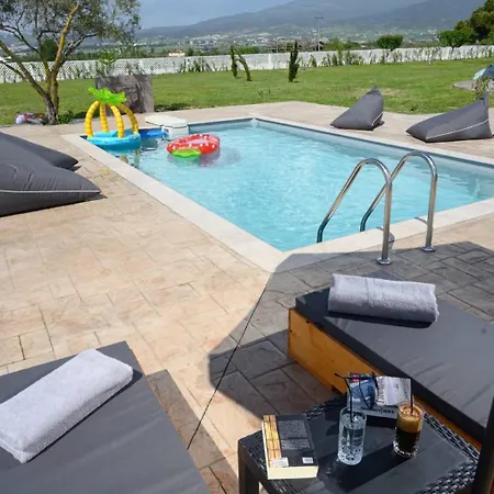 Erdilna Villa Tagarades