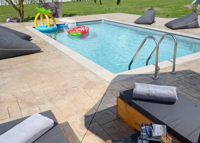 Erdilna Villa Tagarades