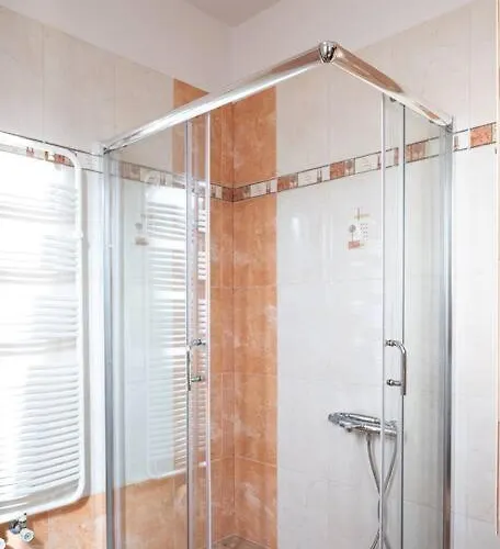 Erdilna Villa Tagarades